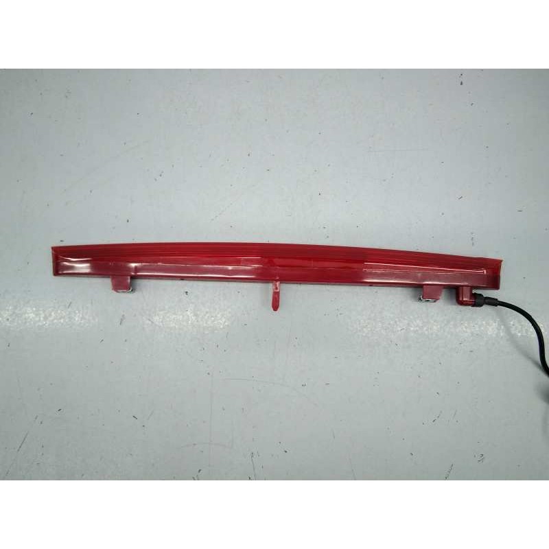 Recambio de luz central de freno para audi q3 (8ug) sport referencia OEM IAM 8U0945097  