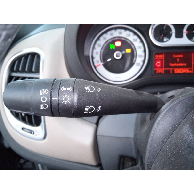 Recambio de mando intermitentes para fiat 500 l living (351) pop star referencia OEM IAM   