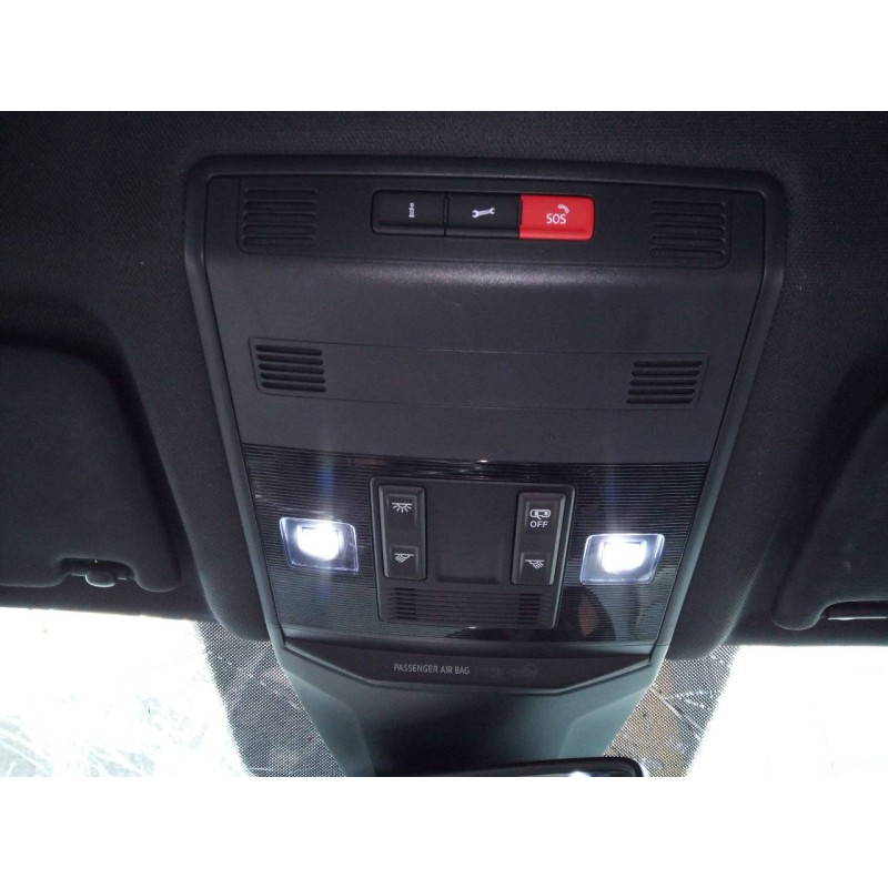 Recambio de luz interior para volkswagen t-roc sport referencia OEM IAM   