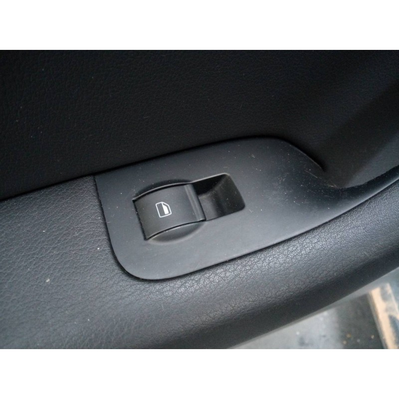 Recambio de mando elevalunas trasero izquierdo para seat exeo berlina (3r2) style referencia OEM IAM   