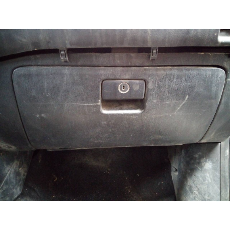 Recambio de guantera para toyota hilux (kun) double cab 4x4 referencia OEM IAM   