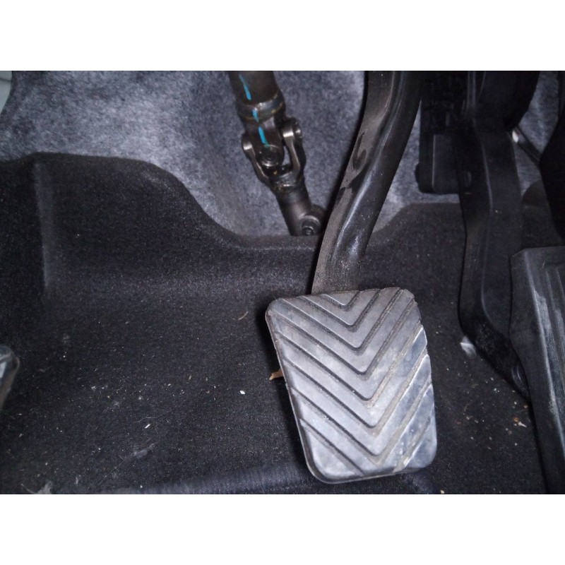 Recambio de pedal freno para kia carens ( ) drive referencia OEM IAM   