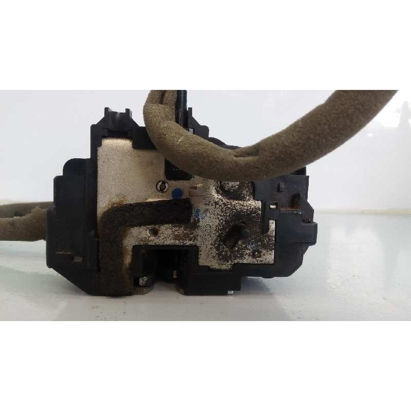 Recambio de cerradura puerta trasera izquierda para nissan qashqai (j10) acenta referencia OEM IAM 35101  