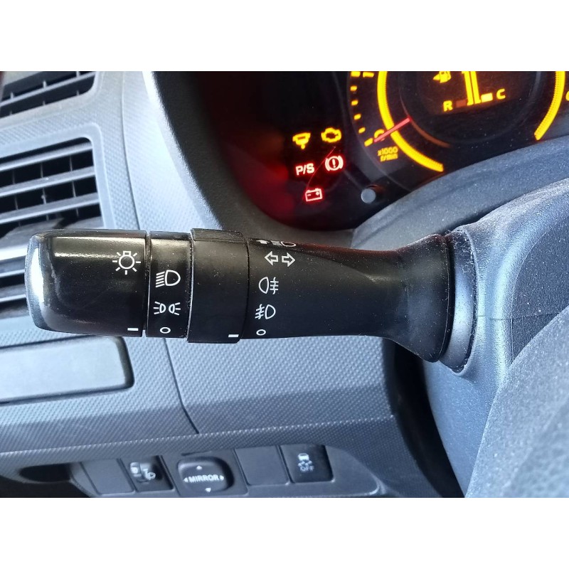 Recambio de mando intermitentes para toyota auris active referencia OEM IAM   