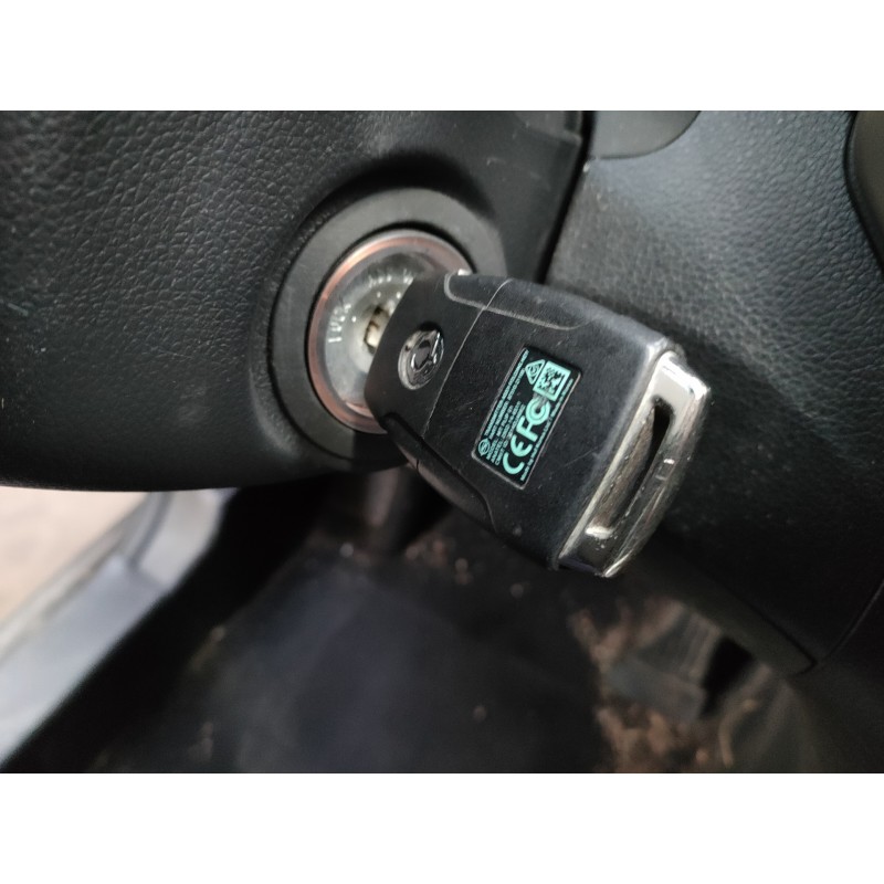 Recambio de antirrobo para ssangyong tivoli crystal 4x2 referencia OEM IAM   