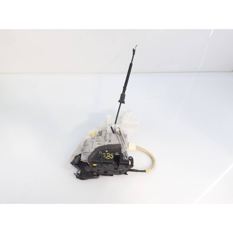 Recambio de cerradura puerta trasera izquierda para volkswagen passat variant (365) edition bluemotion referencia OEM IAM   