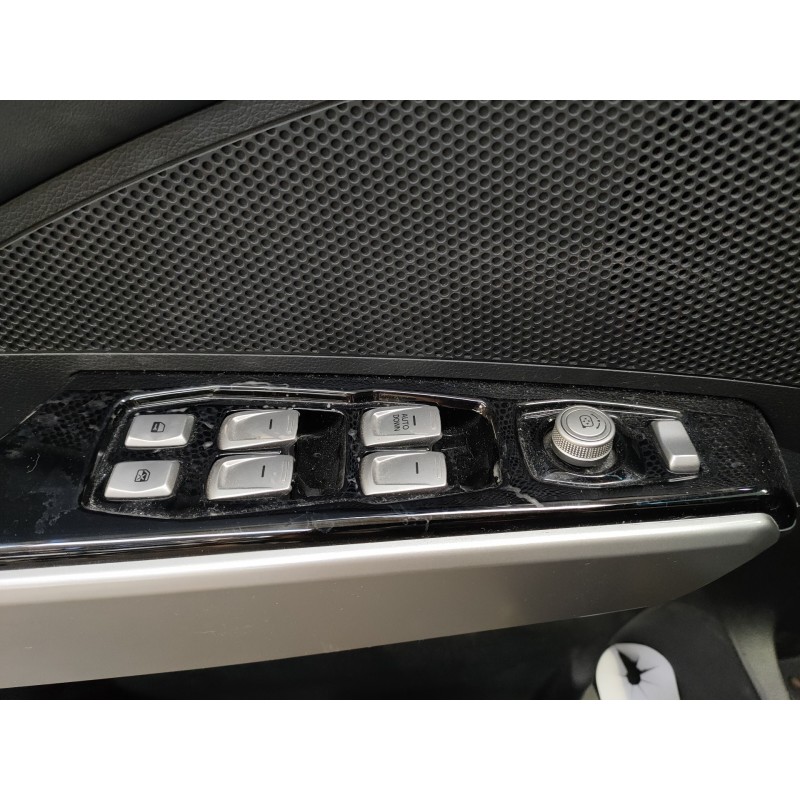 Recambio de mando elevalunas delantero izquierdo para ssangyong tivoli crystal 4x2 referencia OEM IAM   