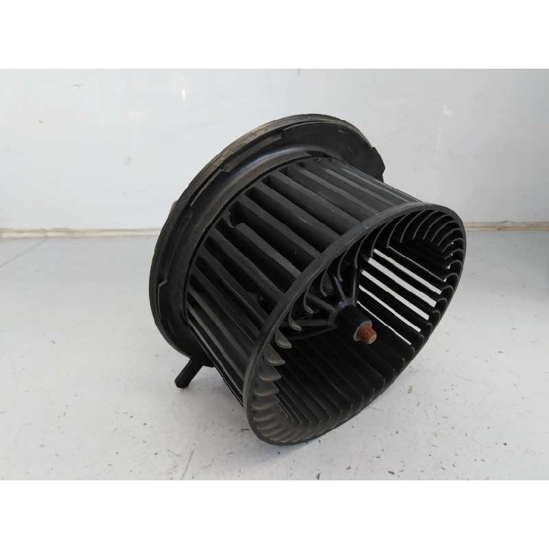 Recambio de ventilador calefaccion para volkswagen passat variant (365) edition bluemotion referencia OEM IAM 51912916C  