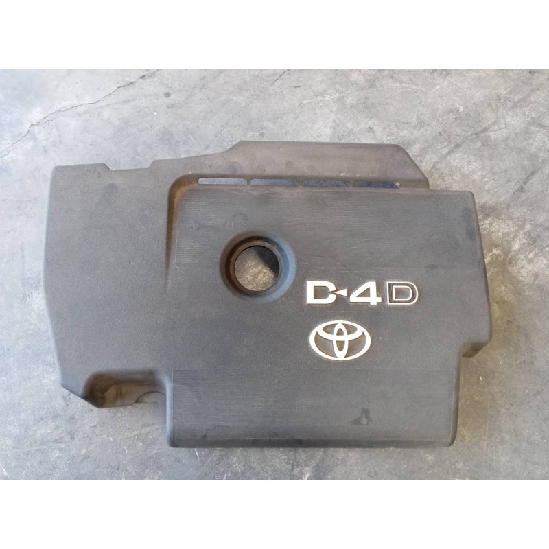 Recambio de tapa motor para toyota auris active referencia OEM IAM   