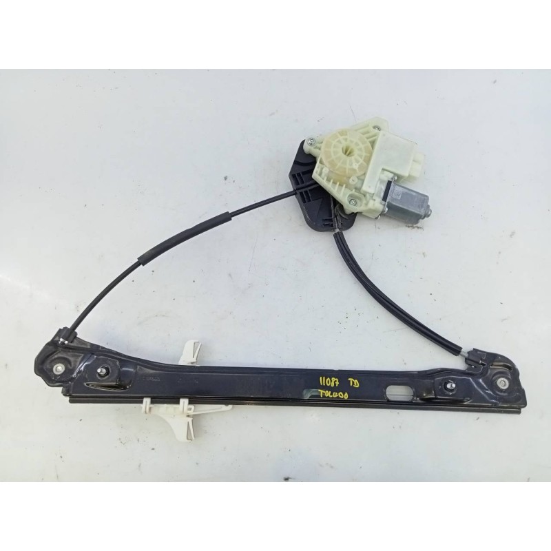 Recambio de elevalunas trasero derecho para seat toledo (kg3) reference referencia OEM IAM 5JA959812L 40309011700130178 