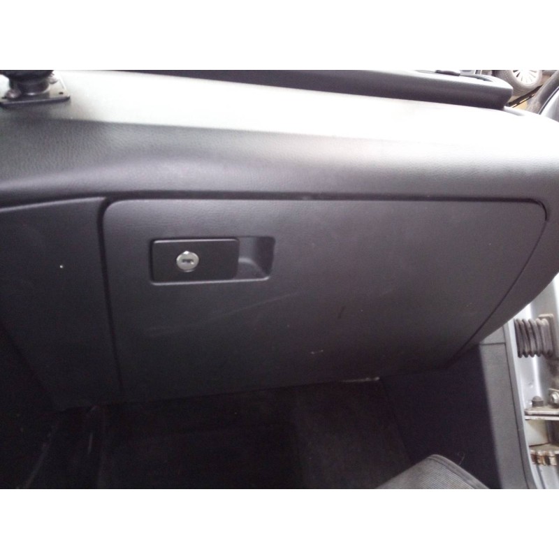 Recambio de guantera para volkswagen passat variant (365) edition bluemotion referencia OEM IAM   