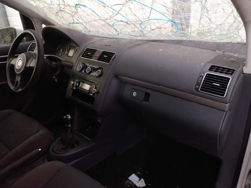 volkswagen touran (1t3) del año 2011