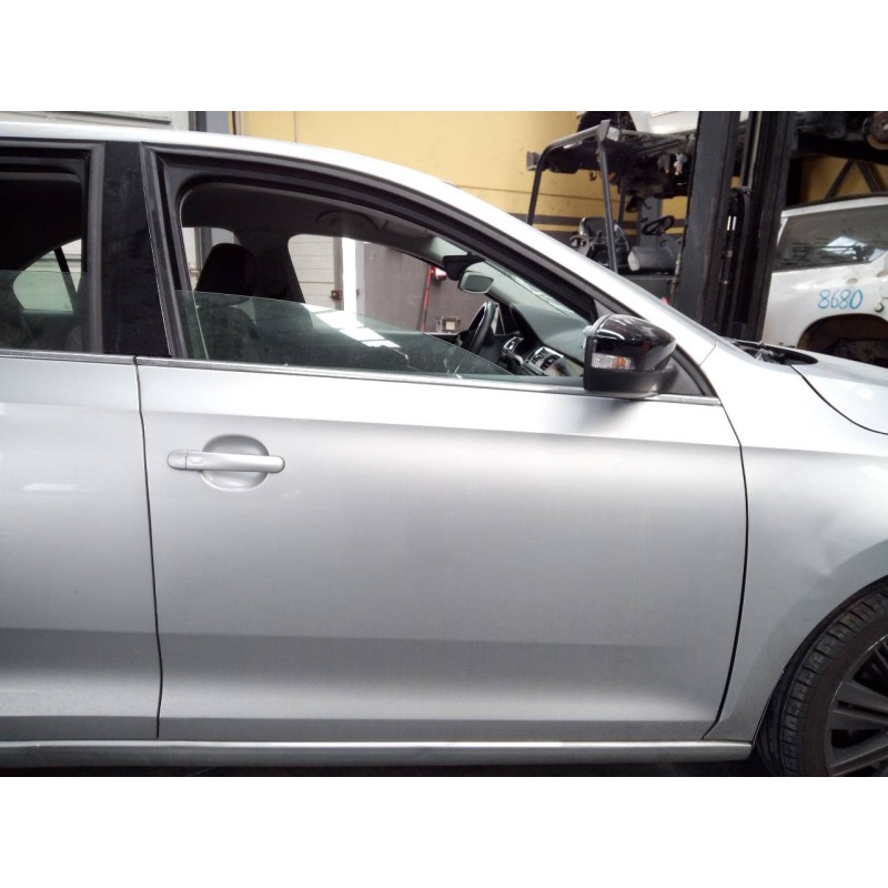 Recambio de puerta delantera derecha para seat toledo (kg3) reference referencia OEM IAM   