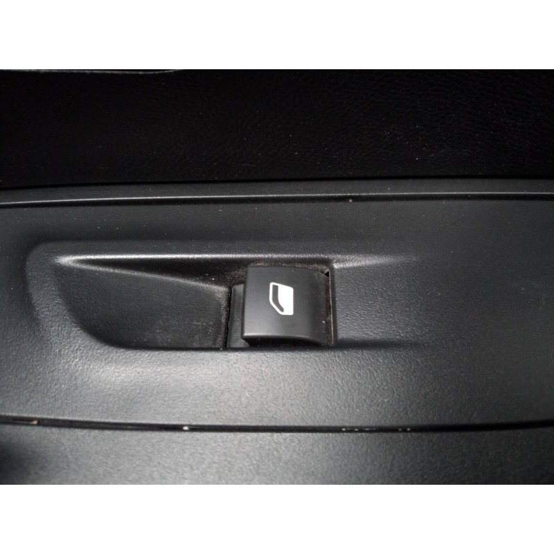 Recambio de mando elevalunas delantero derecho para peugeot 2008 (p1) active referencia OEM IAM   