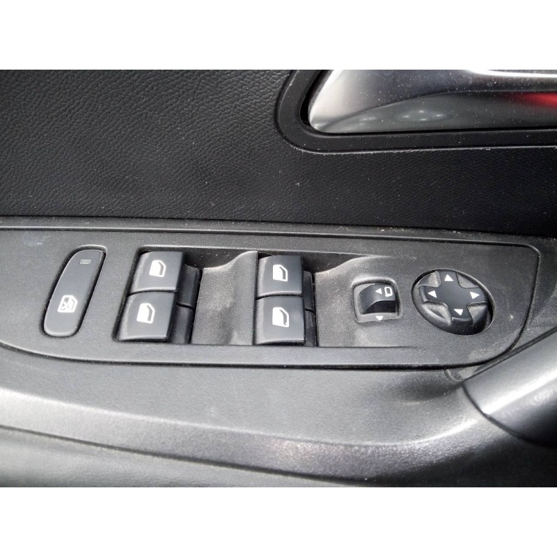 Recambio de mando elevalunas delantero izquierdo para peugeot 2008 (p1) active referencia OEM IAM   