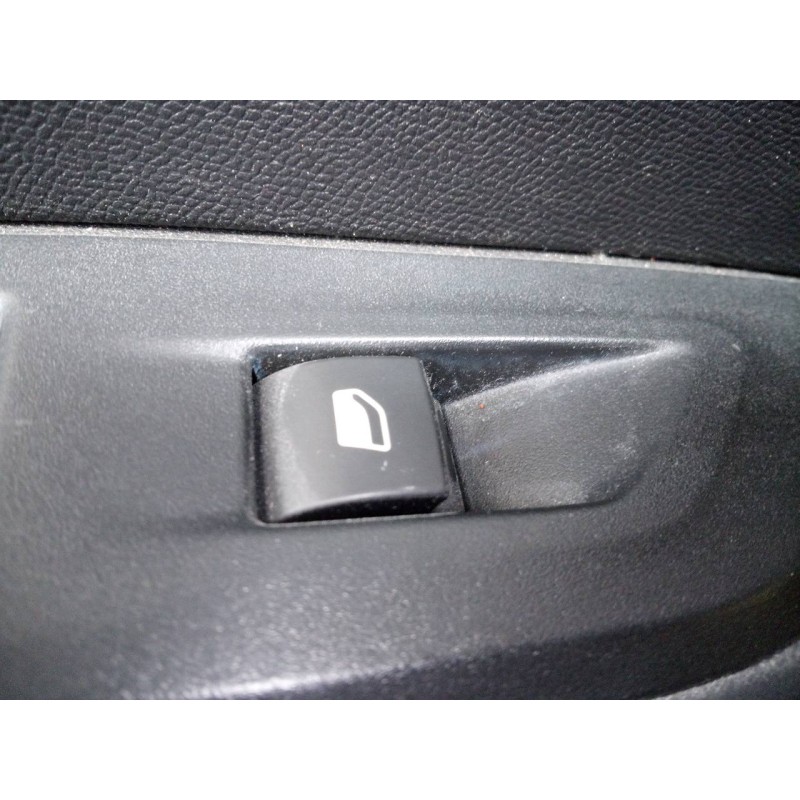 Recambio de mando elevalunas trasero izquierdo para peugeot 2008 (p1) active referencia OEM IAM   