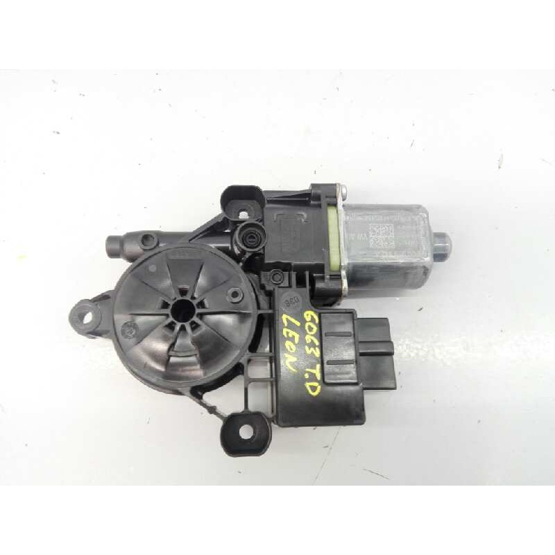 Recambio de motor elevalunas trasero derecho para seat leon (5f1) reference referencia OEM IAM 5Q0959812A 0130822724 