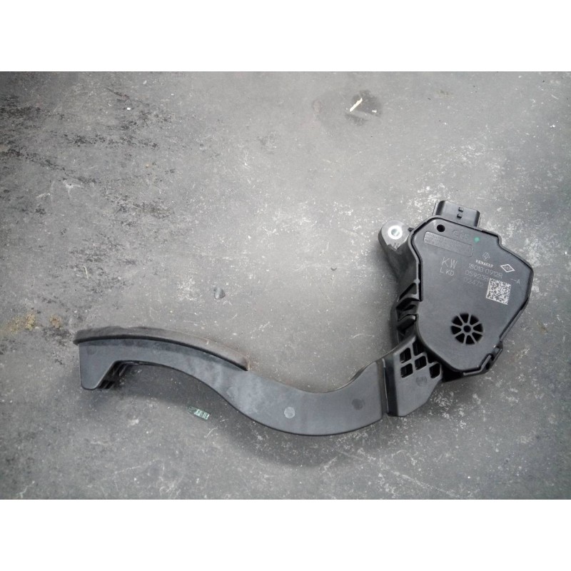 Recambio de pedal acelerador para dacia sandero iii stepaway referencia OEM IAM 180100912R  