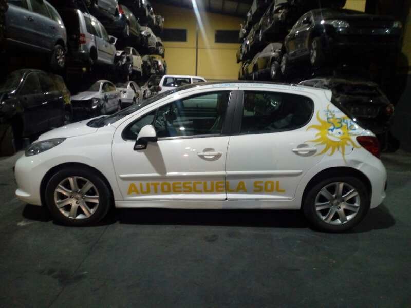 peugeot 207 del año 2008
