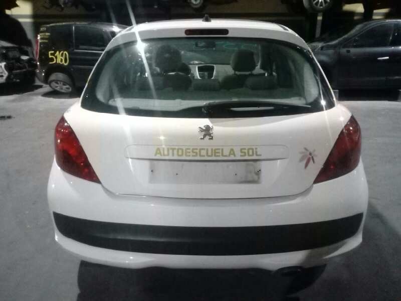 peugeot 207 del año 2008