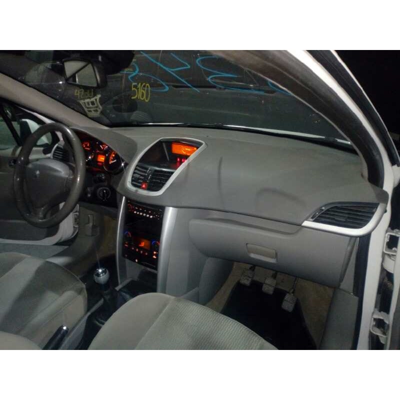 peugeot 207 del año 2008