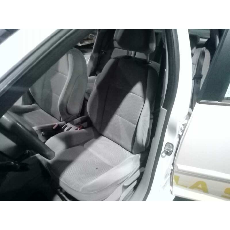 peugeot 207 del año 2008