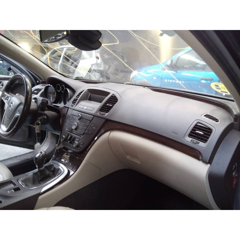 Recambio de salpicadero para opel insignia berlina cosmo referencia OEM IAM   