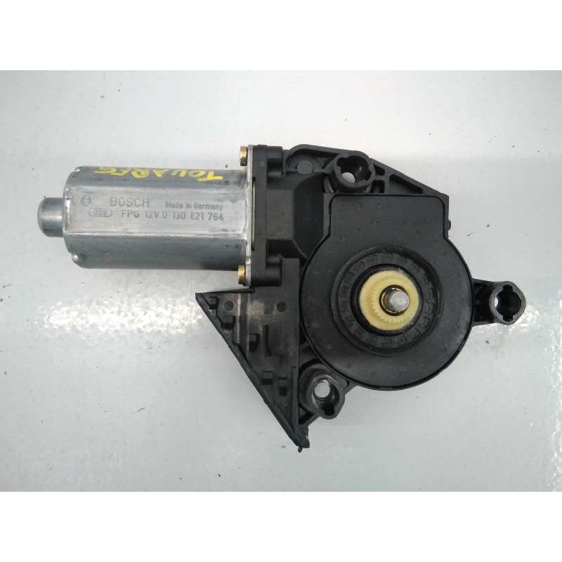 Recambio de motor elevalunas delantero izquierdo para volkswagen touareg (7la) tdi v10 referencia OEM IAM 130821764  