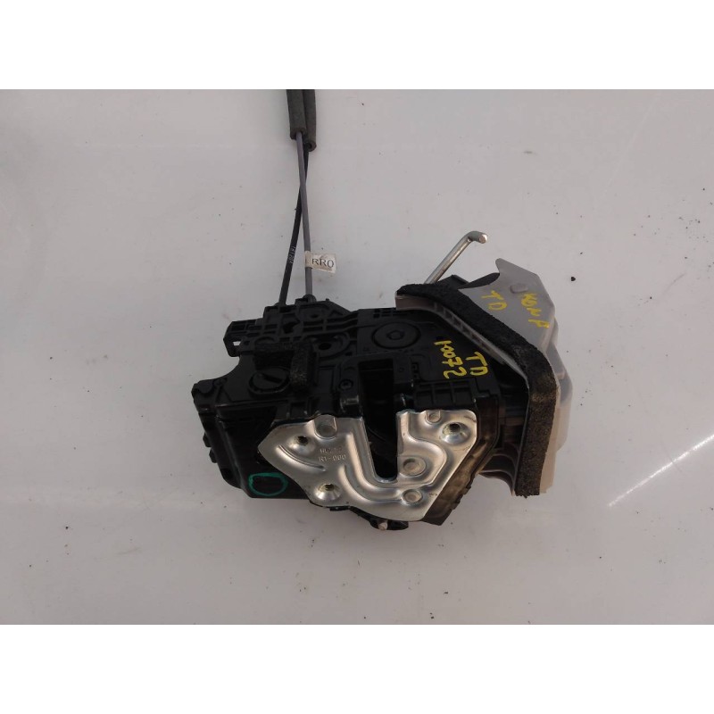 Recambio de cerradura puerta trasera derecha para hyundai kona essence 2wd referencia OEM IAM 18120781420J9000  