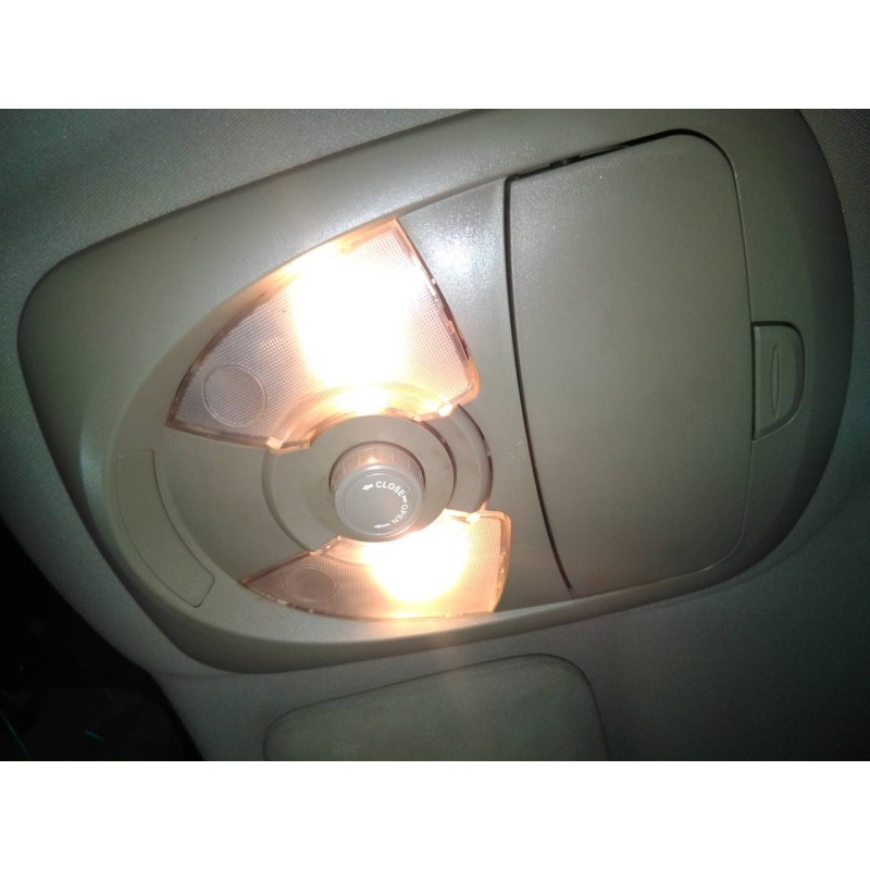 Recambio de luz interior para ssangyong kyron 200 xdi limited referencia OEM IAM   