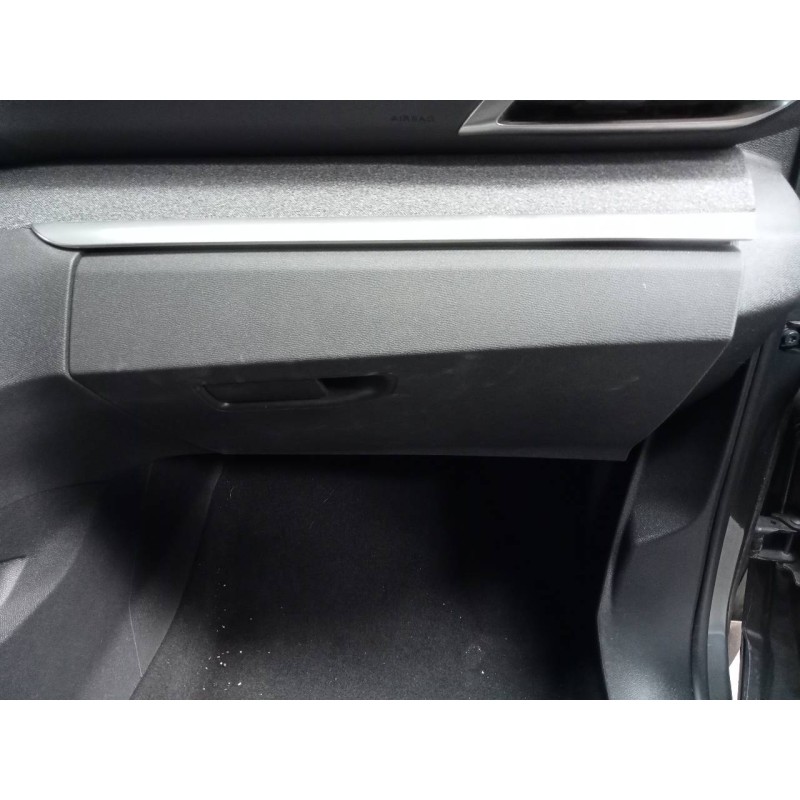 Recambio de guantera para peugeot 5008 gt line referencia OEM IAM   