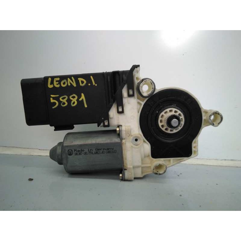 Recambio de motor elevalunas delantero izquierdo para seat leon (1m1) signo referencia OEM IAM  101387101774600210218011613 