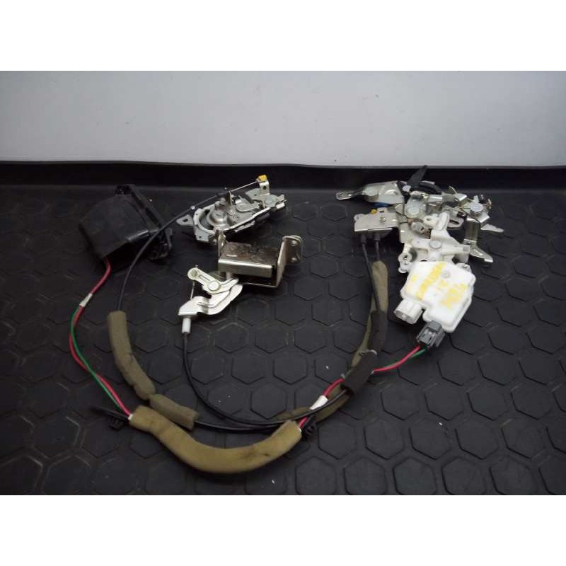 Recambio de cerradura puerta lateral izquierda para nissan nv 200 (m20) kasten comfort referencia OEM IAM   