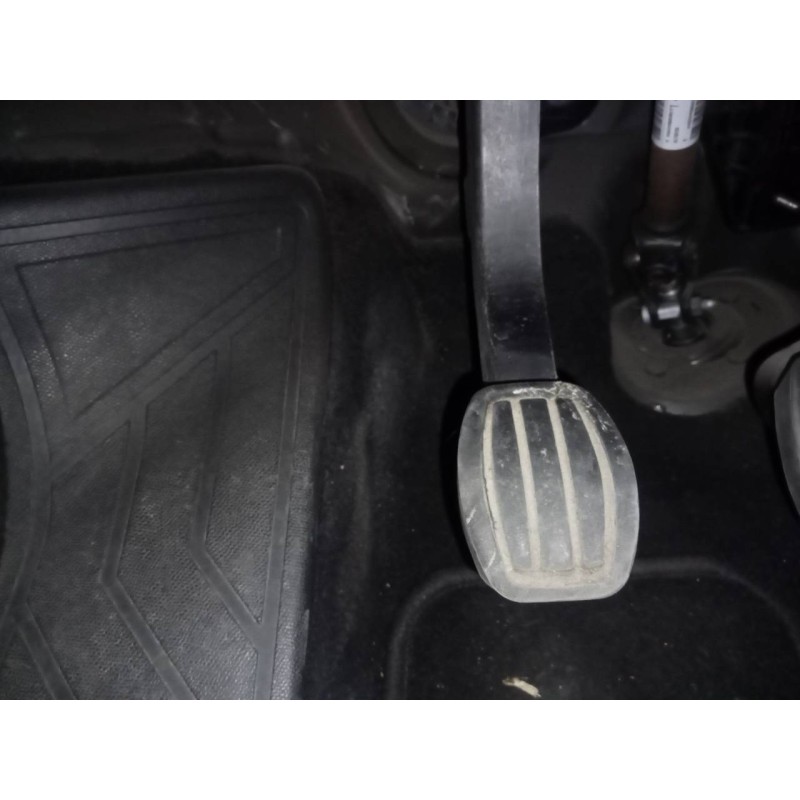 Recambio de pedal embrague para peugeot 5008 gt line referencia OEM IAM   