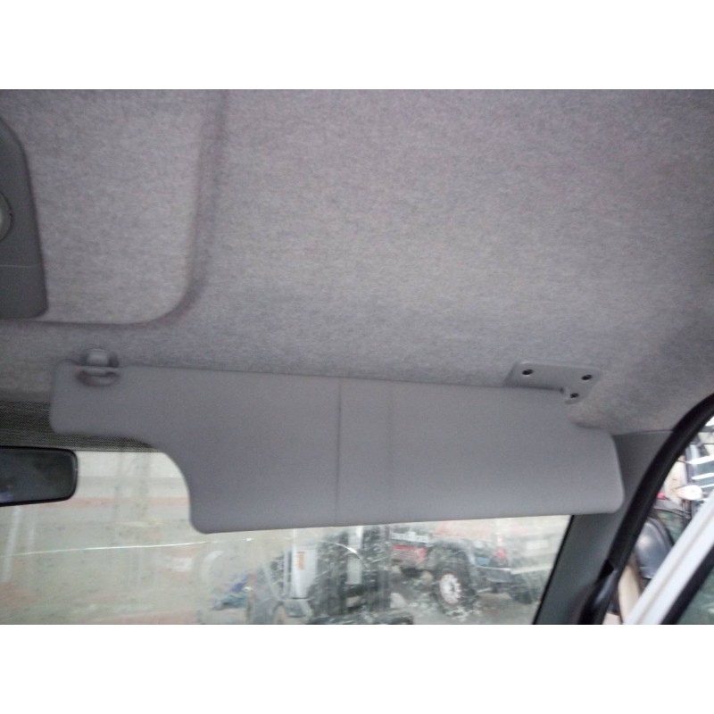 Recambio de parasol derecho para renault mascott fg 120. 35/55/65 cabina individual referencia OEM IAM   