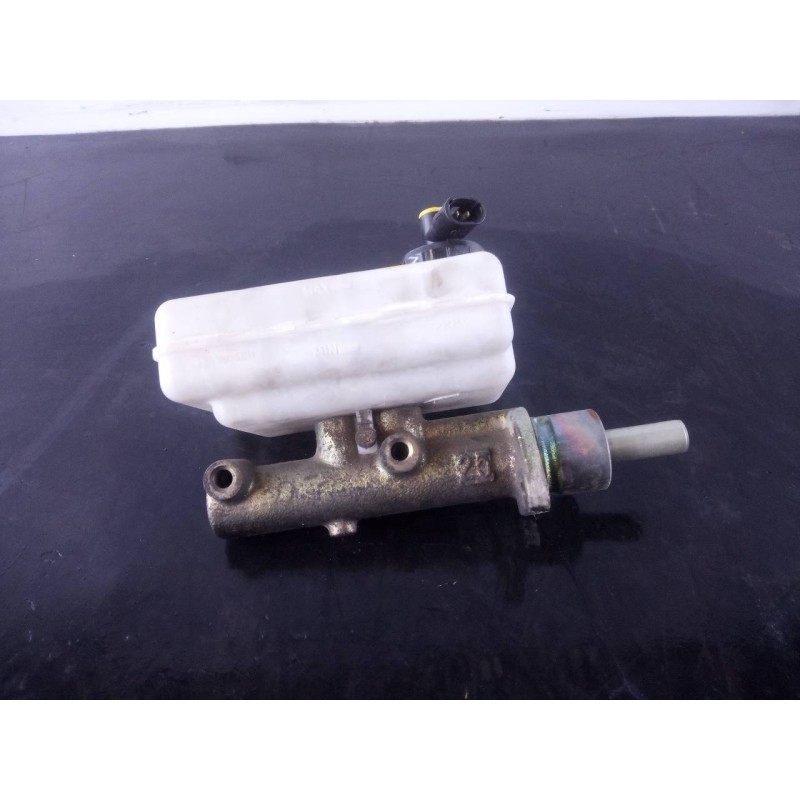 Recambio de bomba freno para renault mascott fg 120. 35/55/65 cabina individual referencia OEM IAM 21027999  