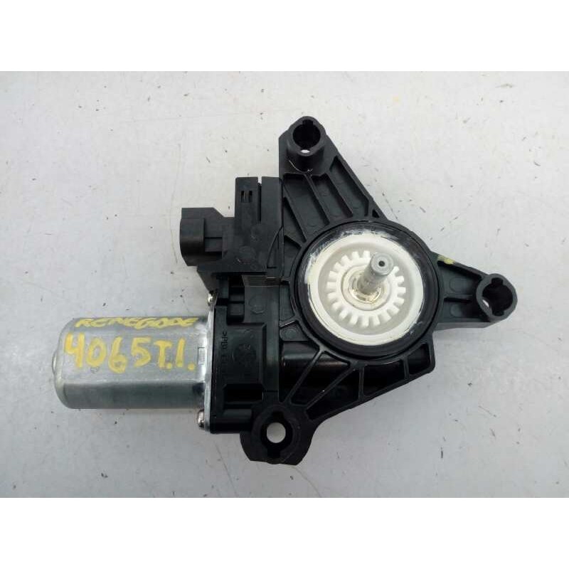 Recambio de motor elevalunas trasero izquierdo para jeep renegade limited 4wd referencia OEM IAM   