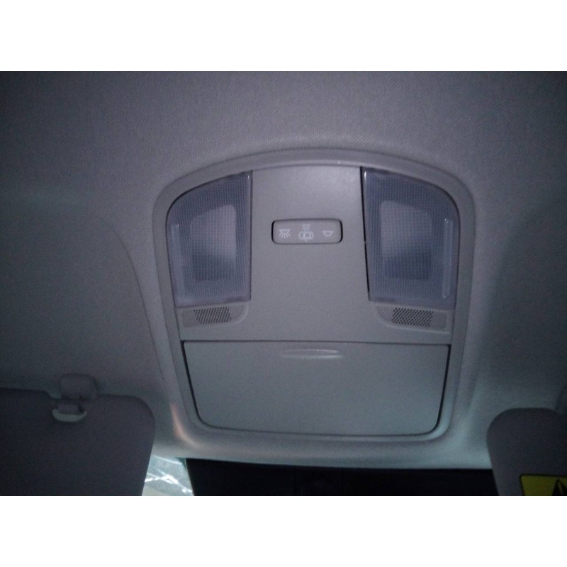 Recambio de luz interior para kia rio (yb) drive referencia OEM IAM   