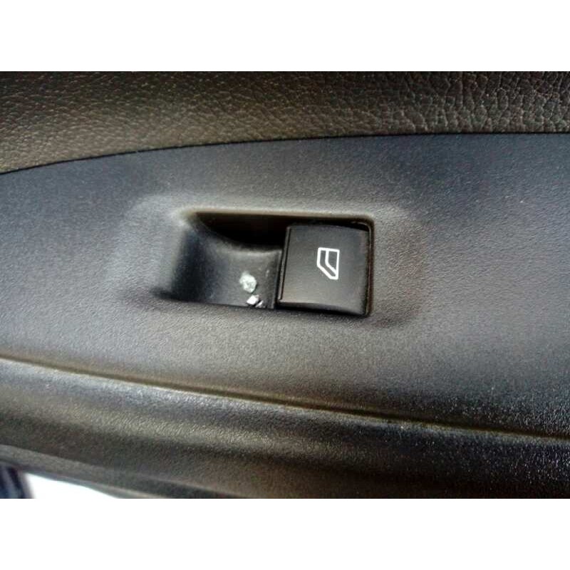 Recambio de mando elevalunas trasero derecho para mitsubishi outlander (gf0) motion 2wd referencia OEM IAM   