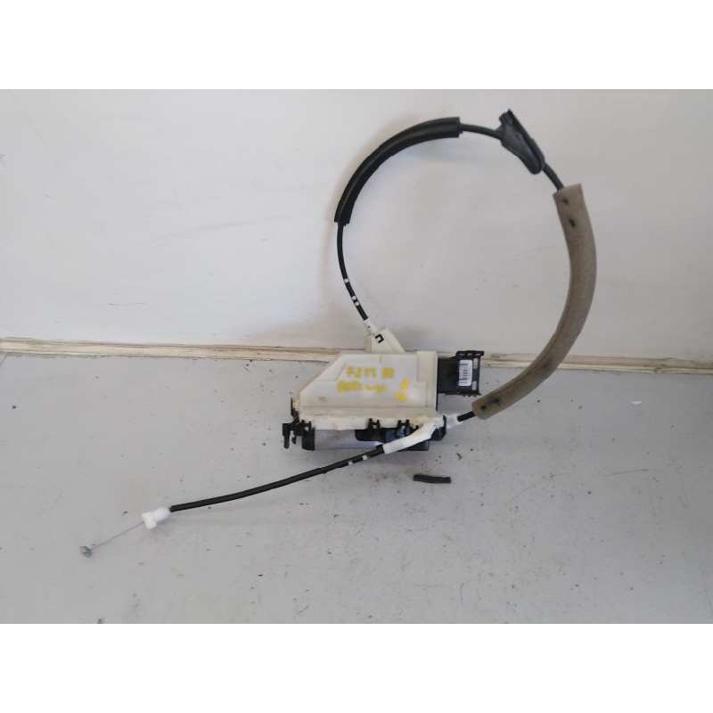 Recambio de cerradura puerta delantera derecha para citroen berlingo station wagon xtr plus referencia OEM IAM 2093502510  