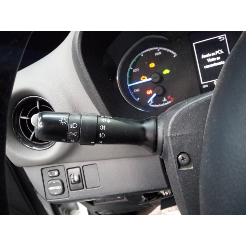 Recambio de mando intermitentes para toyota yaris hybrid active referencia OEM IAM   