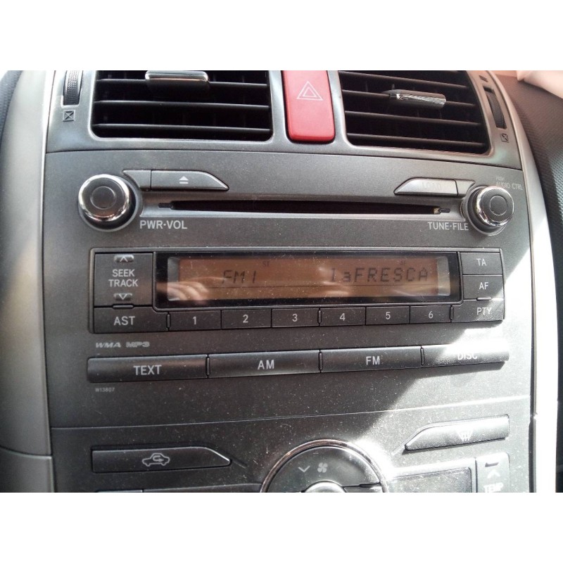 Recambio de sistema audio / radio cd para toyota auris luna referencia OEM IAM   