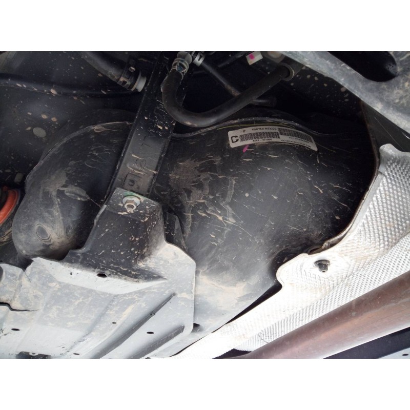 Recambio de deposito combustible para mazda 3 lim. () evolution referencia OEM IAM J3150835808  