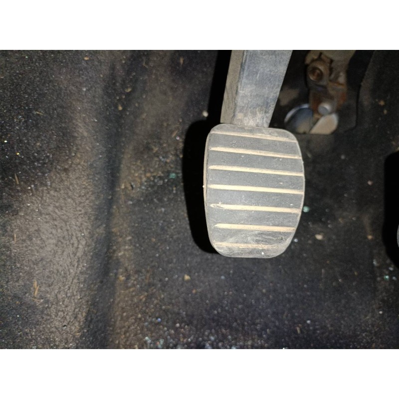 Recambio de pedal embrague para dacia sandero stepway ambiance referencia OEM IAM   