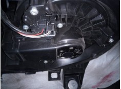 Recambio de ventilador calefaccion para toyota yaris hybrid active referencia OEM IAM 7B18  