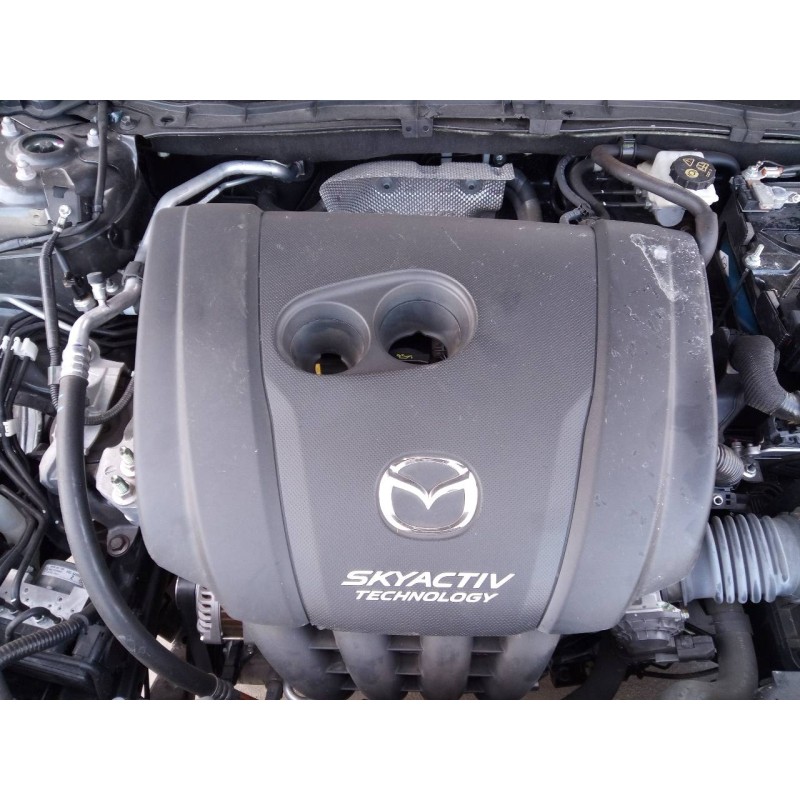 Recambio de tapa motor para mazda 3 lim. () evolution referencia OEM IAM   