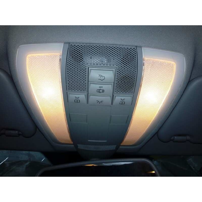 Recambio de luz interior para mercedes clase c (w204) berlina c 280 (204.054) referencia OEM IAM   