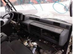 Recambio de salpicadero para nissan cabstar 2953 referencia OEM IAM   