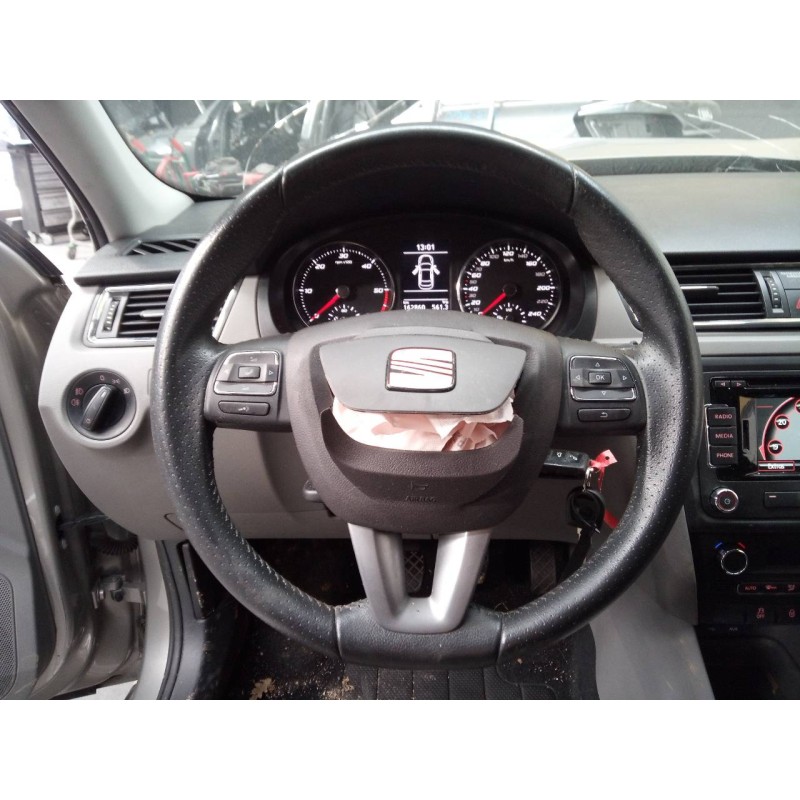 Recambio de volante para seat toledo (kg3) style referencia OEM IAM   