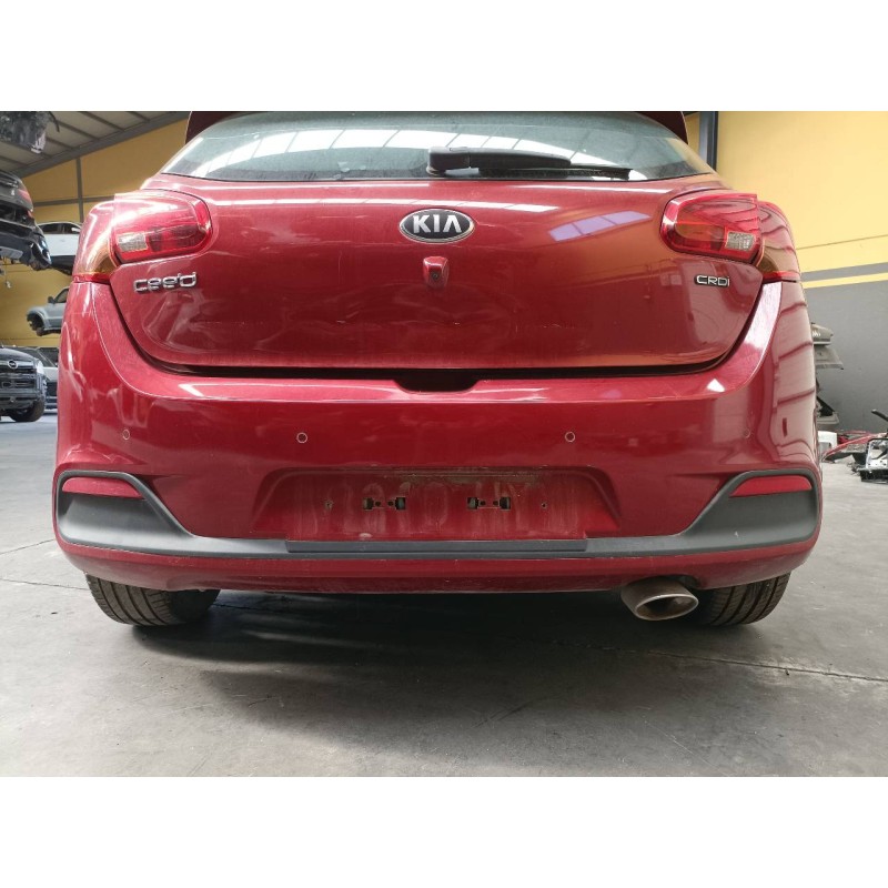 Recambio de paragolpes trasero para kia cee´d drive referencia OEM IAM   